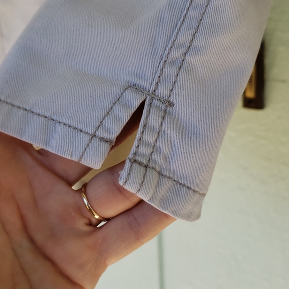 Cream Shorts - Picture 3 of 5